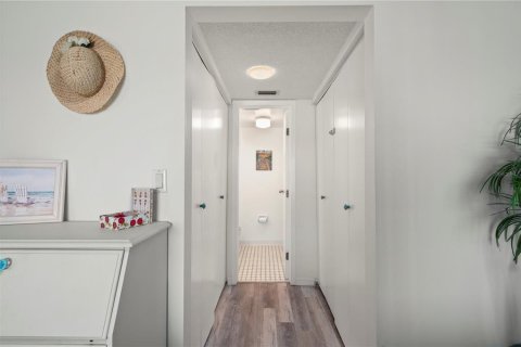 Copropriété à vendre à Punta Gorda, Floride: 2 chambres, 103.49 m2 № 2102572 - photo 22