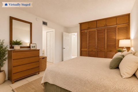 Купить кондоминиум в Майами, Флорида 2 спальни, 140.38м2, № 2190340 - фото 12