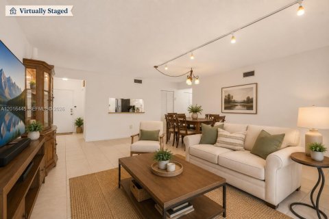 Купить кондоминиум в Майами, Флорида 2 спальни, 140.38м2, № 2190340 - фото 8