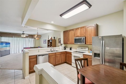 Touwnhouse à vendre à Winter Park, Floride: 3 chambres, 156.26 m2 № 2098339 - photo 4
