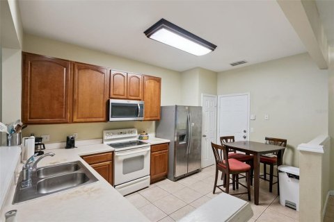 Touwnhouse à vendre à Winter Park, Floride: 3 chambres, 156.26 m2 № 2098339 - photo 5