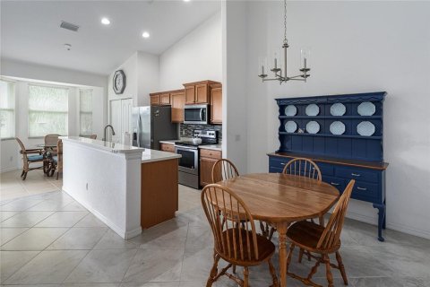 Condo in Bradenton, Florida, 2 bedrooms  № 1910613 - photo 6