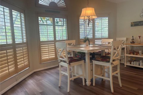 House in Valrico, Florida 3 bedrooms, 197.7 sq.m. № 1908693 - photo 9