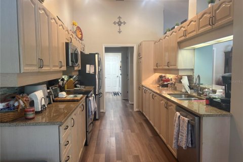 House in Valrico, Florida 3 bedrooms, 197.7 sq.m. № 1908693 - photo 5