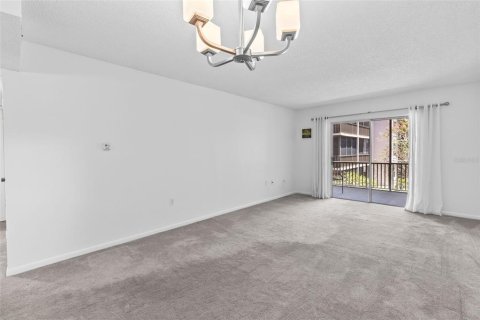Condo in Ormond Beach, Florida, 1 bedroom  № 1803727 - photo 11