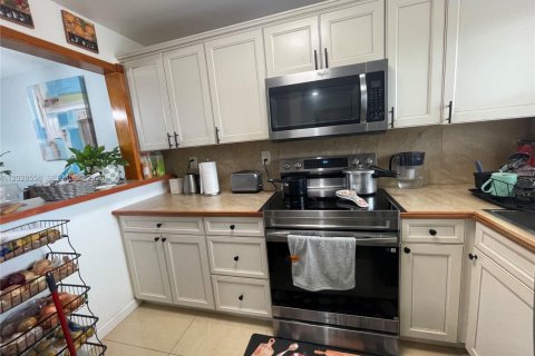 Condominio en venta en Sunrise, Florida, 2 dormitorios, 78.97 m2 № 2261188 - foto 3