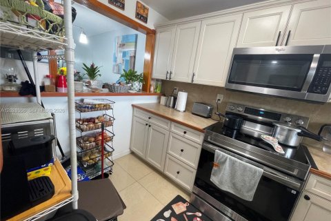 Condominio en venta en Sunrise, Florida, 2 dormitorios, 78.97 m2 № 2261188 - foto 5