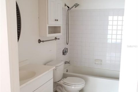 Condominio en venta en Tampa, Florida, 1 dormitorio, 53.98 m2 № 1776788 - foto 14