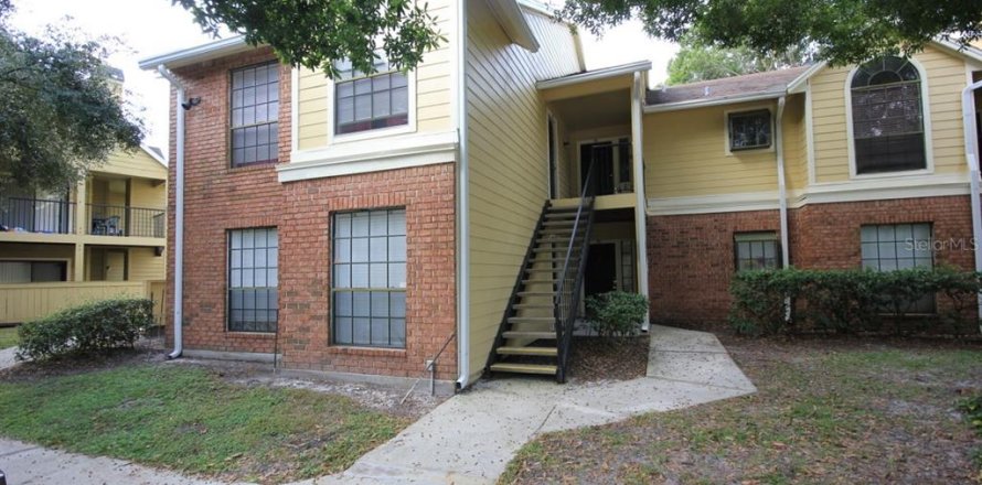 Condominio en Tampa, Florida, 1 dormitorio  № 1776788