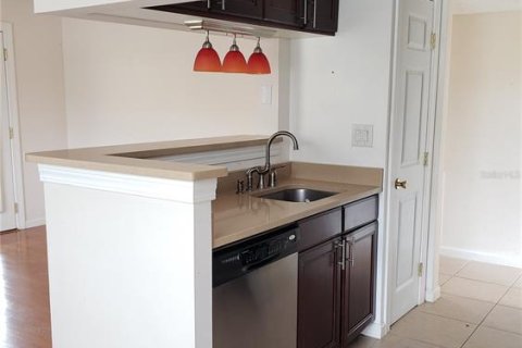 Condominio en venta en Tampa, Florida, 1 dormitorio, 53.98 m2 № 1776788 - foto 8