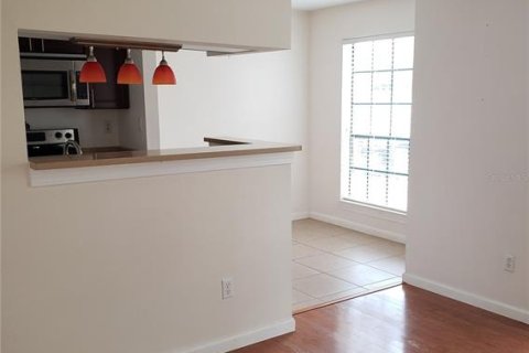 Condominio en venta en Tampa, Florida, 1 dormitorio, 53.98 m2 № 1776788 - foto 9