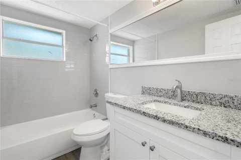 Купить виллу или дом в Гудзон, Флорида 5 комнат, 72.28м2, № 1652144 - фото 11