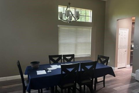 House in Apollo Beach, Florida 4 bedrooms, 265.14 sq.m. № 2157460 - photo 2