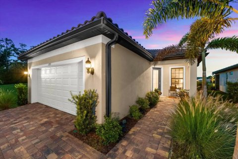 Casa en venta en Bradenton, Florida, 2 dormitorios, 130.53 m2 № 1780309 - foto 5
