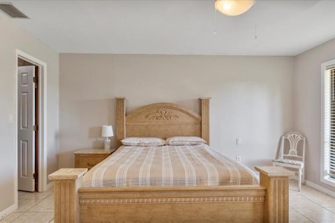 Villa ou maison à vendre à Port Charlotte, Floride: 4 chambres, 183.11 m2 № 1545133 - photo 22