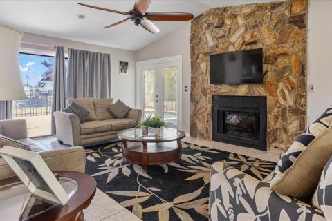 Villa ou maison à vendre à Port Charlotte, Floride: 4 chambres, 183.11 m2 № 1545133 - photo 6