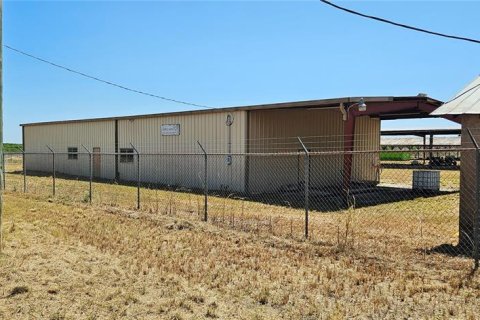 Commercial property in Frostproof, Florida 148.27 sq.m. № 1724228 - photo 12