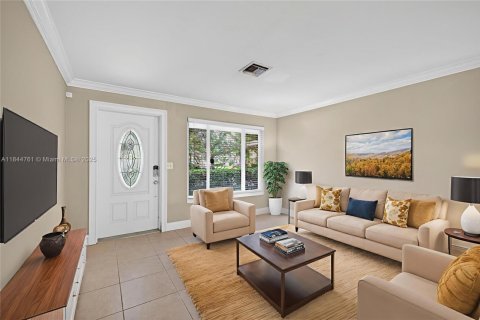 House in Lighthouse Point, Florida 3 bedrooms, 183.11 sq.m. № 1842421 - photo 8