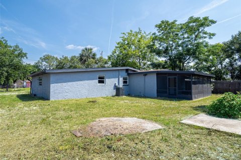 House in Daytona Beach, Florida 5 bedrooms, 168.34 sq.m. № 1747364 - photo 26