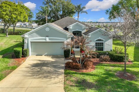 Casa en Clermont, Florida 2 dormitorios, 184.78 m2 № 2230716
