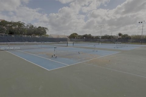 Copropriété à vendre à Pompano Beach, Floride: 2 chambres, 102.19 m2 № 2188304 - photo 22