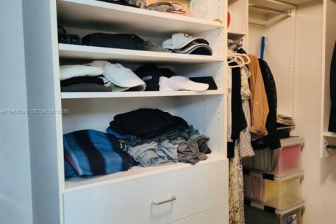 Condominio en alquiler en Aventura, Florida, 3 dormitorios, 157.38 m2 № 2026308 - foto 17