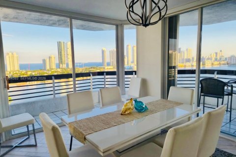 Condominio en alquiler en Aventura, Florida, 3 dormitorios, 157.38 m2 № 2026308 - foto 4