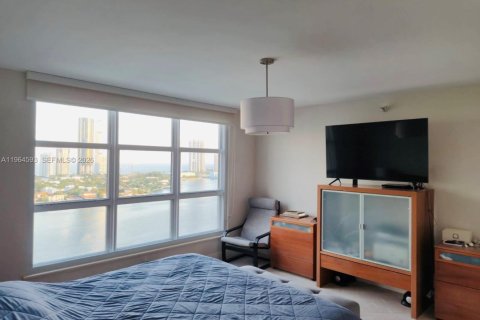 Condominio en alquiler en Aventura, Florida, 3 dormitorios, 157.38 m2 № 2026308 - foto 14