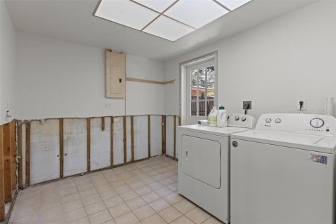Купить виллу или дом в Сент-Питерсберг, Флорида 8 комнат, 235.32м2, № 1802978 - фото 16
