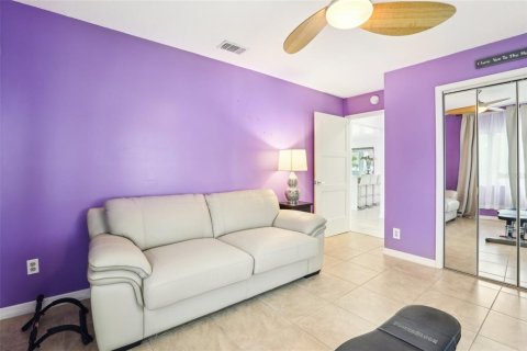 House in Belleair Beach, Florida 3 bedrooms, 272.58 sq.m. № 1732378 - photo 30