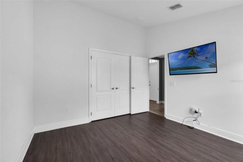 House in Kissimmee, Florida 4 bedrooms, 167.97 sq.m. № 1829091 - photo 9