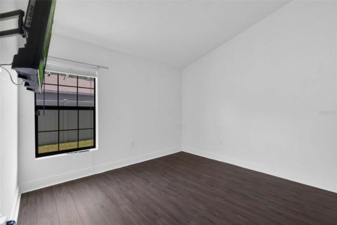 House in Kissimmee, Florida 4 bedrooms, 167.97 sq.m. № 1829091 - photo 15