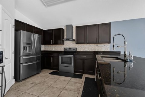 House in Kissimmee, Florida 4 bedrooms, 167.97 sq.m. № 1829091 - photo 3