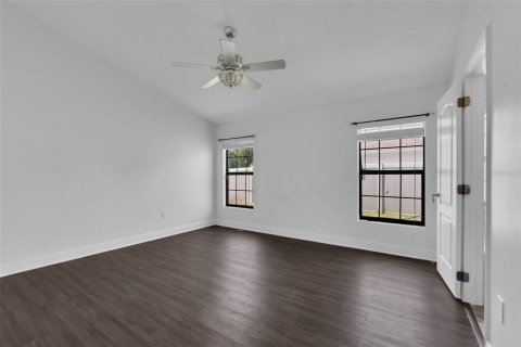 House in Kissimmee, Florida 4 bedrooms, 167.97 sq.m. № 1829091 - photo 10
