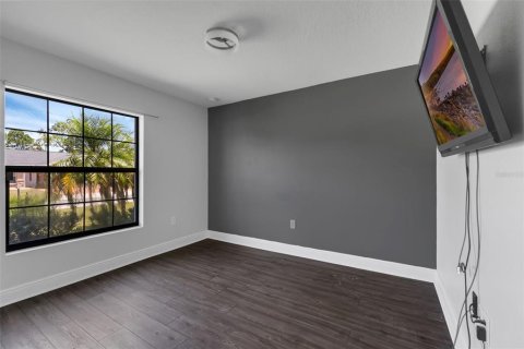 House in Kissimmee, Florida 4 bedrooms, 167.97 sq.m. № 1829091 - photo 11