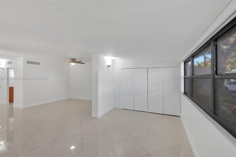 Condominio en venta en Aventura, Florida, 3 dormitorios, 123.56 m2 № 1474825 - foto 7