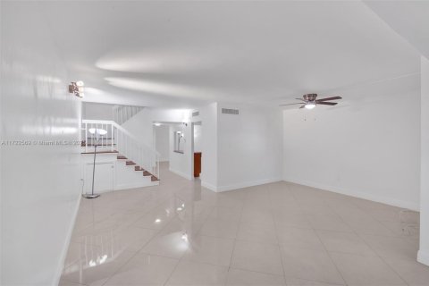 Condominio en venta en Aventura, Florida, 3 dormitorios, 123.56 m2 № 1474825 - foto 4