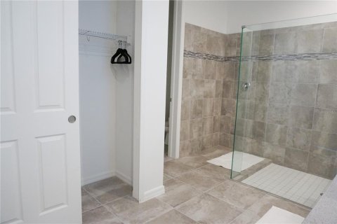 Villa ou maison à vendre à Kissimmee, Floride: 6 chambres, 277.5 m2 № 1565872 - photo 10