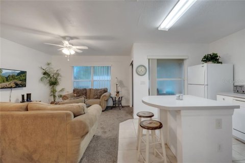 Touwnhouse à louer à Kissimmee, Floride: 4 chambres, 174.01 m2 № 1853764 - photo 4