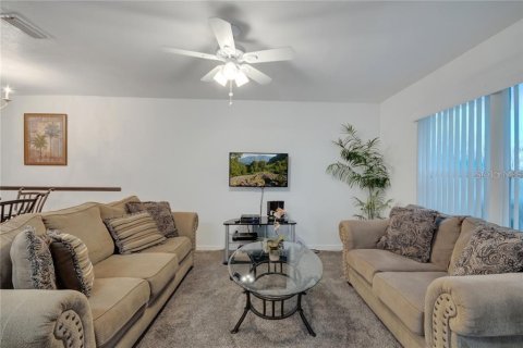 Touwnhouse à louer à Kissimmee, Floride: 4 chambres, 174.01 m2 № 1853764 - photo 7