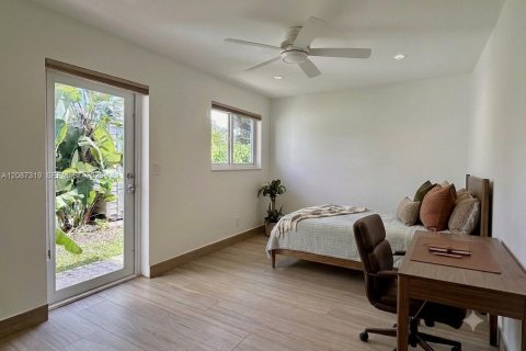 Casa en venta en Fort Lauderdale, Florida, 4 dormitorios, 206.24 m2 № 2359821 - foto 17