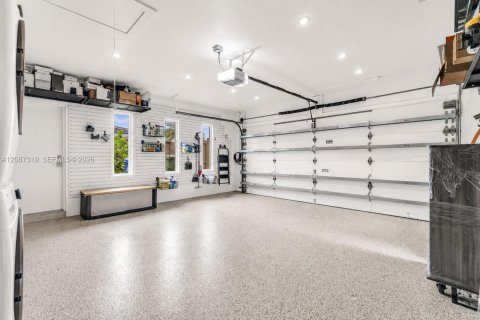 Casa en venta en Fort Lauderdale, Florida, 4 dormitorios, 206.24 m2 № 2359821 - foto 24