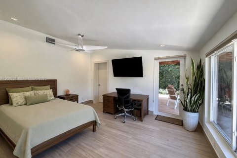 Casa en venta en Fort Lauderdale, Florida, 4 dormitorios, 206.24 m2 № 2359821 - foto 22