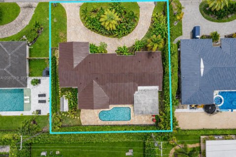 Casa en venta en Fort Lauderdale, Florida, 4 dormitorios, 206.24 m2 № 2359821 - foto 30