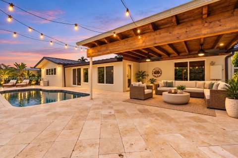 Villa ou maison à Fort Lauderdale, Floride 4 chambres, 206.24 m2 № 2359821