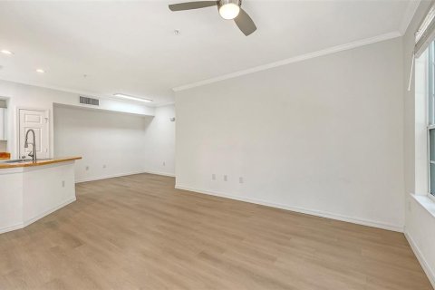Copropriété à vendre à Sarasota, Floride: 2 chambres, 103.31 m2 № 2151238 - photo 6