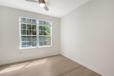 Copropriété à vendre à Sarasota, Floride: 2 chambres, 103.31 m2 № 2151238 - photo 28