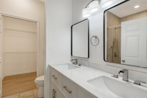 Copropriété à vendre à Sarasota, Floride: 2 chambres, 103.31 m2 № 2151238 - photo 23