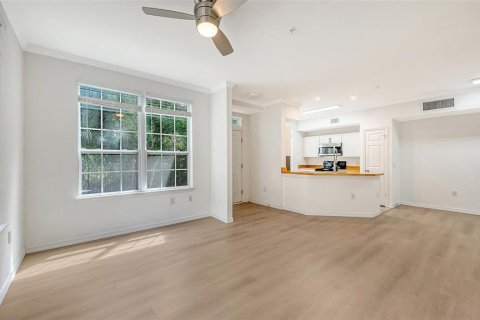 Copropriété à vendre à Sarasota, Floride: 2 chambres, 103.31 m2 № 2151238 - photo 5