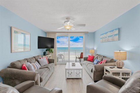 Condo in Indian Shores, Florida, 2 bedrooms  № 1686589 - photo 3